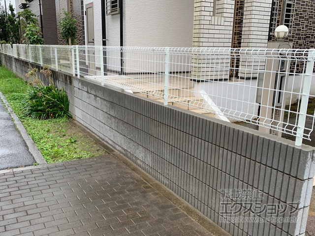 千葉県白井市ののフェンス・柵 ハイグリッドフェンスUF8型　フリーポールタイプ 施工例