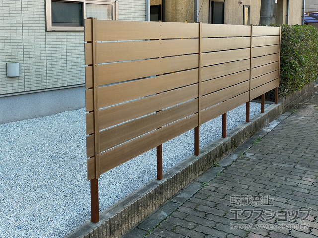 熊本県熊本市ののフェンス・柵 プラドoneフェンス ジョイントあり仕様 板幅150mm W5,900 H1,200mm 板材7段 板隙間10mm 施工例