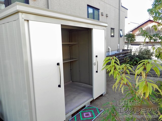 広島県三原市のの物置・屋外倉庫 ガーデンハウス DM-Z2515 一般型 2523×1523×2120 DM-Z2515-NW 施工例