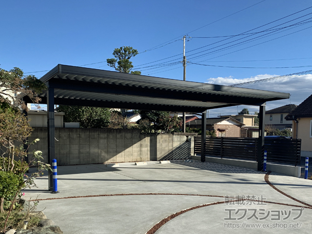 群馬県太田市のLIXIL リクシル（トステム）のカーポート テリオスポートIII 1500 3台用 角4本柱 積雪〜50cm対応 施工例