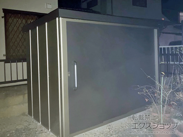 佐賀県鹿島市のの物置・屋外倉庫 エスケーエイト SK8-130 一般型 2600×1600×1940 SK8-130-GK 施工例