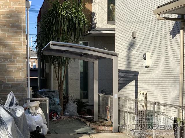 東京都府中市のLIXIL(リクシル)のサイクルポート・自転車置き場 ネスカRミニ (ラウンドスタイル) 積雪～20cm対応 施工例