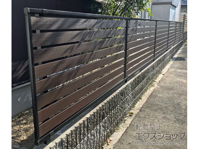 三重県松阪市ののフェンス・柵 モクアルフェンス 横板タイプ・自由柱施工 施工例
