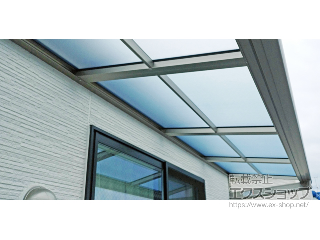 東京都大田区ののバルコニー・ベランダ屋根 スピーネ F型 ルーフタイプ 単体 積雪〜20cm対応 施工例