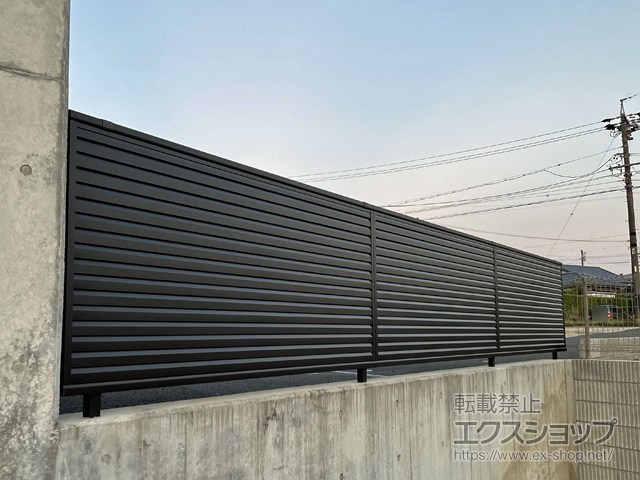 愛知県豊田市ののフェンス・柵 ミエーネフェンス 目隠しルーバータイプ 自由柱施工 施工例