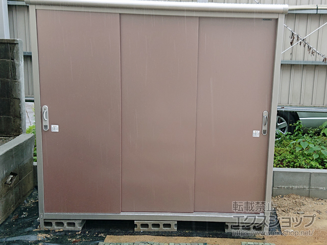 大阪府豊中市のの物置・屋外倉庫 エスモ 一般型 2100×750×1959（ESE-2107A） ESE-2107A-MR 施工例