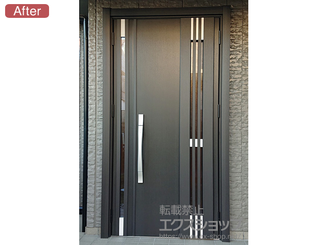 三重県名張市のLIXIL リクシル（トステム）の玄関ドア リシェント玄関ドア3 断熱K2仕様 親子仕様(ランマ無)R M83型 ※タッチキー仕様(キー付リモコン) 施工例