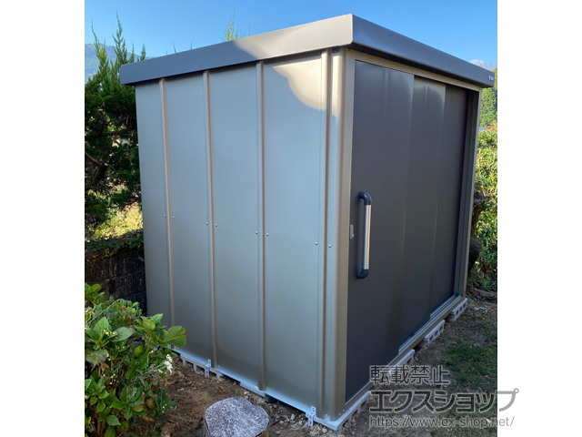 佐賀県伊万里市のの物置・屋外倉庫 エスケーエイト SK8-100 一般型 2200×1600×1940 SK8-100-GK 施工例