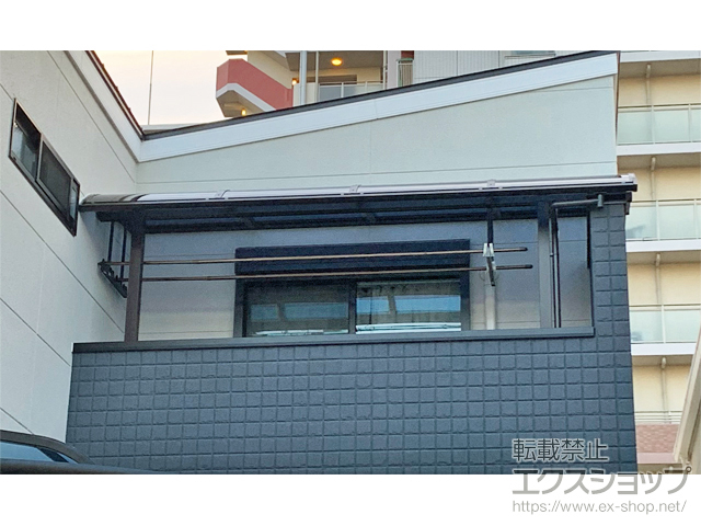 大阪府東大阪市ののバルコニー・ベランダ屋根 プレシオステラスII R型 屋根タイプ 単体 積雪〜20cm対応 施工例