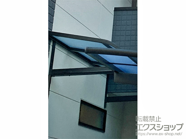大阪府東大阪市ののバルコニー・ベランダ屋根 スピーネ R型 ルーフタイプ 単体 積雪〜20cm対応 施工例