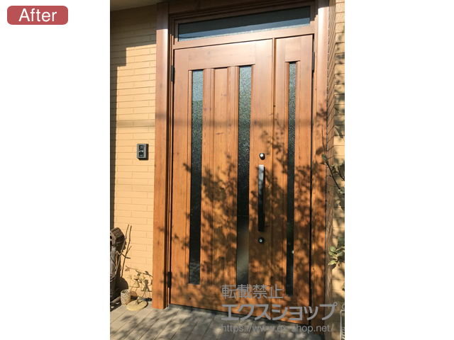 広島県福山市のLIXIL リクシル（トステム）の玄関ドア リシェント玄関ドア3 アルミ仕様 手動 親子仕様(ランマ付)L C16N型 施工例