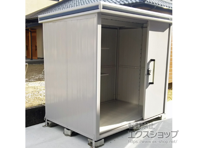 富山県射水市のの物置・屋外倉庫 エルモ 積雪型 2220×1520×2120（LMDS-2215） LMDS-2215-CB 施工例