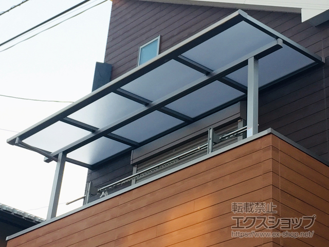 神奈川県横浜市ののバルコニー・ベランダ屋根 スピーネ F型 屋根タイプ 単体 積雪〜20cm対応 施工例