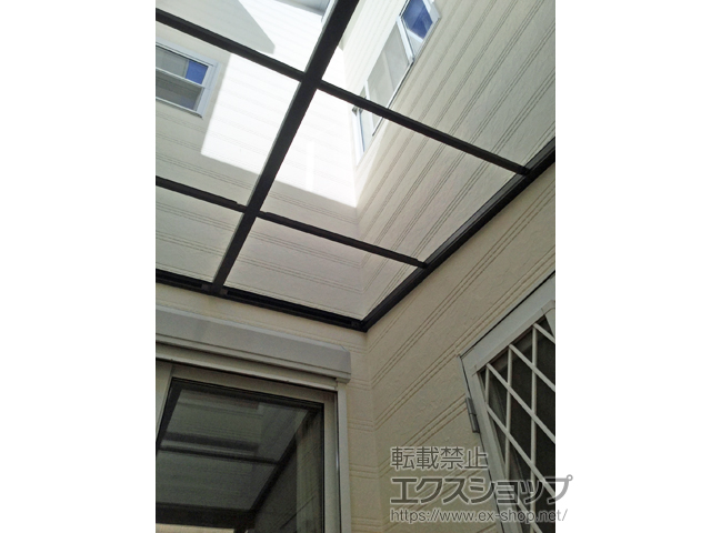 大阪府泉大津市ののテラス屋根 ソラリア F型 テラスタイプ 単体 積雪〜20cm対応 施工例