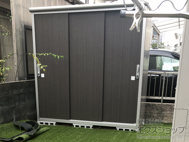 岡山県岡山市のの物置・屋外倉庫 エスモ 一般型 1950×900×1959 ESE-1909A-DW 施工例