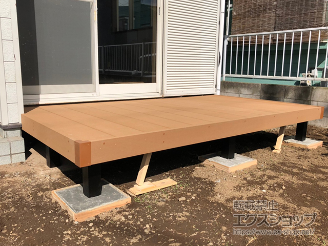 茨城県古河市ののウッドデッキ リウッドデッキ 200 施工例