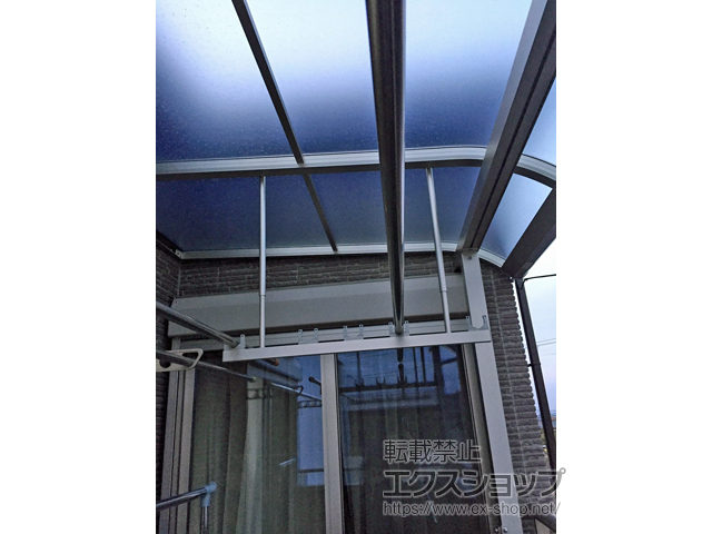 大阪府堺市ののバルコニー・ベランダ屋根 ソラリア R型 屋根タイプ 単体 積雪〜20cm対応 施工例