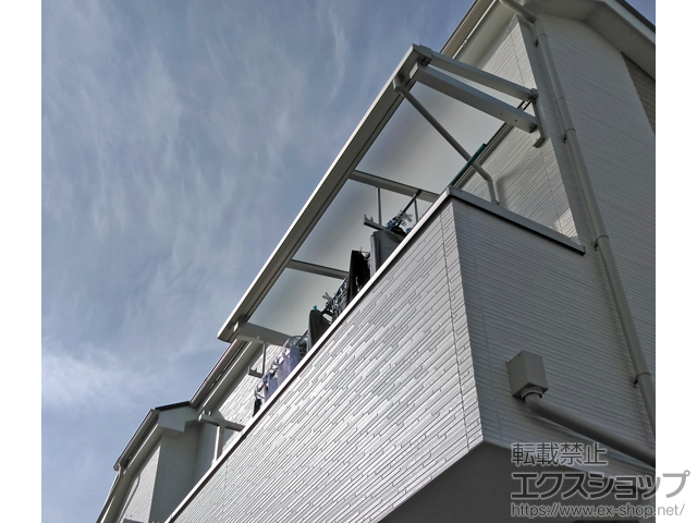 東京都調布市ののバルコニー・ベランダ屋根 ソラリア F型 ルーフタイプ 単体積雪〜20cm対応 施工例