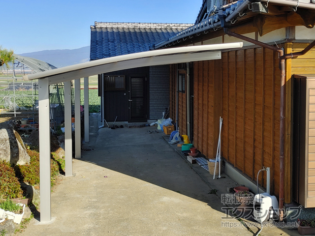 長崎県雲仙市ののカーポート レイナポートグラン 縦連棟　積雪〜20cm対応 施工例