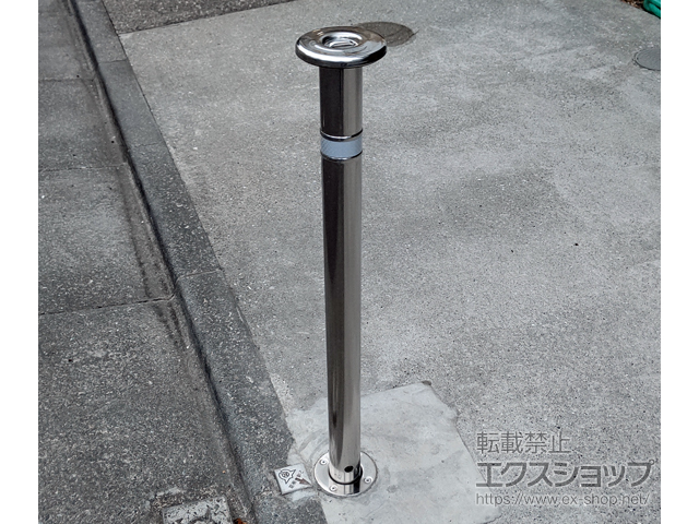 東京都大田区ののカーゲート スペースガード(車止め) F48型 埋込式 キー付き 施工例