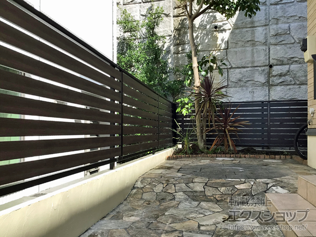 神奈川県鎌倉市ののフェンス・柵 ルシアスフェンスF04型 横板 木目カラー 自由柱施工 施工例