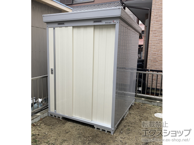 愛知県北名古屋市のの物置・屋外倉庫 ネクスタ 一般型 1530×1790×2075 NXN-28CS-FW 施工例