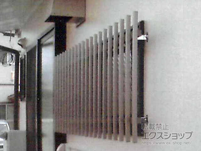 福島県福島市のLIXIL リクシル（トステム）の面格子・窓格子 【特注】アルミ面格子 A型 施工例