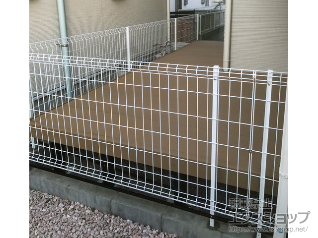 大阪府阪南市ののフェンス・柵 イーネットフェンス 3F型 自由柱施工 施工例