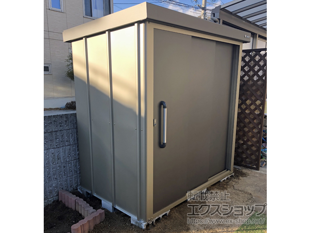 岡山県倉敷市のの物置・屋外倉庫 エスケーエイト SK8-70 一般型 1800×1200×1940 SK8-70-GK 施工例