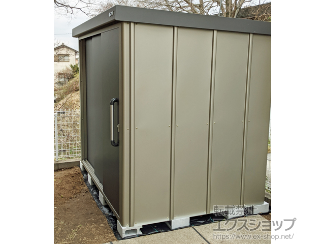 大阪府和泉市のの物置・屋外倉庫 エスケーエイト SK8-100 一般型 2200×1600×1940 SK8-100-GK 施工例