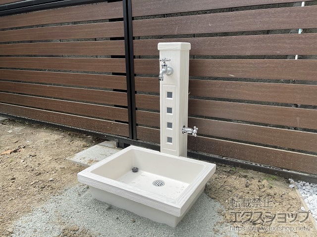 神奈川県横浜市のの立水栓・ガーデンシンク アーバン?2口：【SC?WUB2M?WH】 施工例