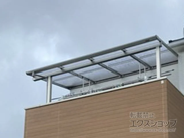 福岡県福岡市のYKKAPのバルコニー・ベランダ屋根 ソラリア F型 屋根タイプ 単体 積雪～20cm対応 施工例