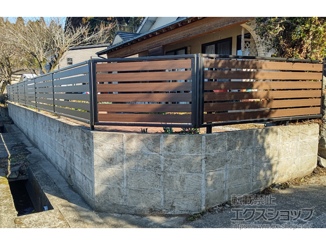 宮崎県小林市ののフェンス・柵 モクアルフェンス 横板タイプ 自由柱施工 施工例