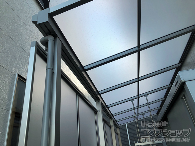 滋賀県守山市ののテラス屋根 ソラリア F型 テラスタイプ 単体 積雪〜20cm対応 施工例