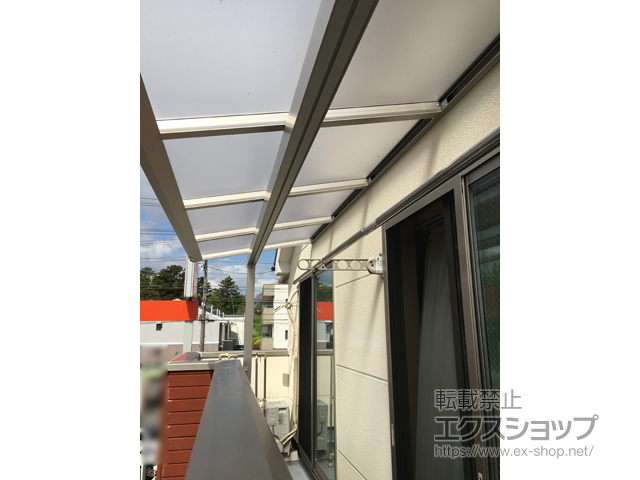愛知県名古屋市ののバルコニー・ベランダ屋根 ソラリア F型  屋根タイプ 単体 積雪〜20cm対応 施工例
