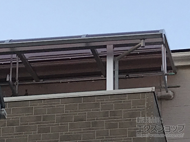 大阪府大阪市ののバルコニー・ベランダ屋根 ソラリア R型 屋根タイプ 単体 積雪〜20cm対応 施工例