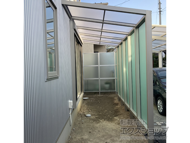 埼玉県草加市ののテラス屋根 アウタールーフ 7型 ポリカーボネート Aタイプ 積雪〜20cm対応 施工例