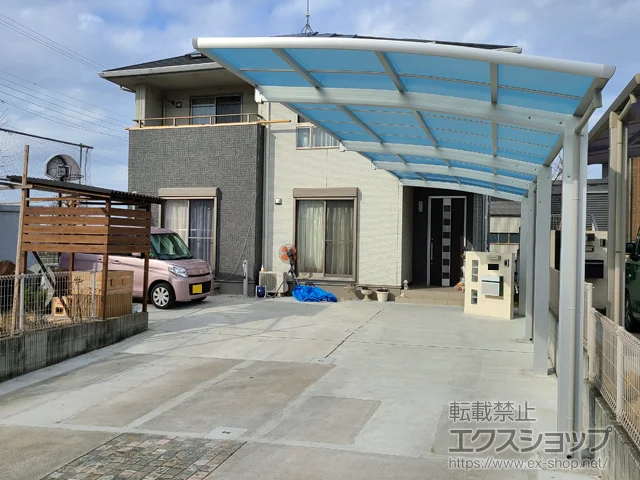 茨城県津市のLIXIL リクシル(トステム)のカーポート レイナポートグラン 縦連棟 積雪〜20cm対応 施工例