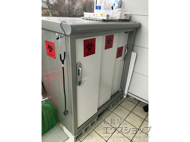 秋田県秋田市のの物置・屋外倉庫 エスモ 一般型 1050×650×1101（ESE-1006Y） ESE-1006Y-PW 施工例