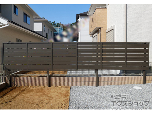 埼玉県鴻巣市ののフェンス・柵 フェンスAB YS3型 横スリット3　フリーポールタイプ 施工例
