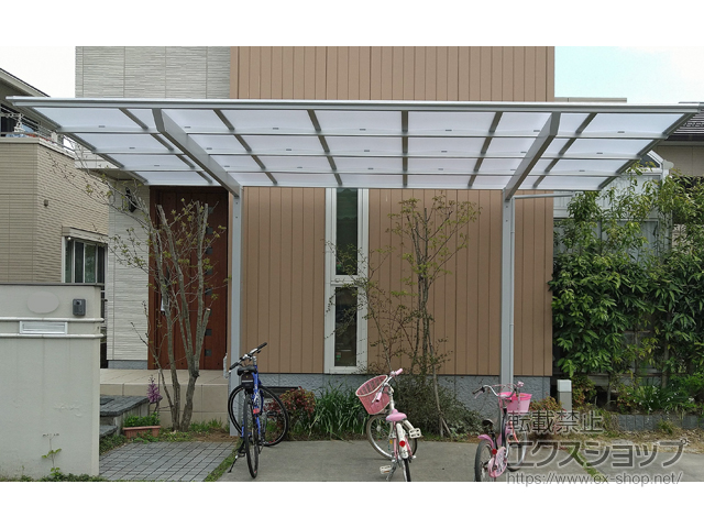 埼玉県坂戸市ののカーポート ネスカF (フラットスタイル) 積雪〜20cm対応 施工例