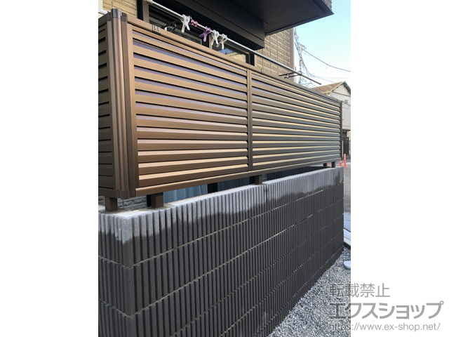 東京都杉並区ののフェンス・柵 ミエーネフェンス 目隠しルーバータイプ 自由柱施工 施工例