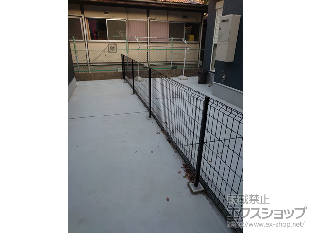 大阪府摂津市ののフェンス・柵 イーネットフェンス3F型＜水平地用＞自由柱施工 施工例
