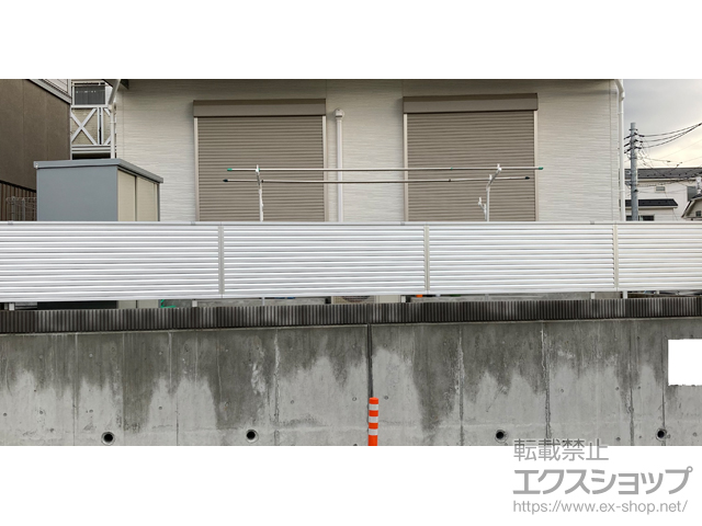 神奈川県横浜市ののフェンス・柵 ミエーネフェンス 目隠しルーバータイプ　自由柱施工 施工例