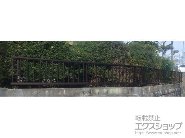 静岡県菊川市ののフェンス・柵 ミエッタフェンス 防犯たて格子タイプ 自由柱施工 施工例