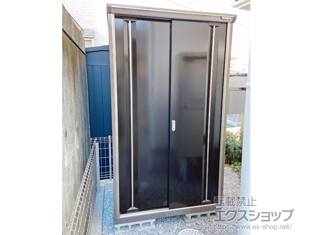 東京都小金井市のの物置・屋外倉庫 ナイソーシスター　1100×720×1903 KMW-117E-CB 施工例