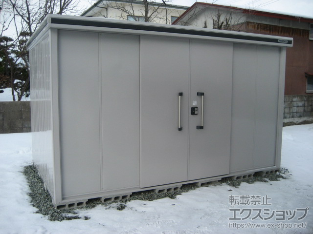 秋田県潟上市のの物置・屋外倉庫 エルモ 積雪型 3620×2220×2118 LMDS-3622-CB 施工例
