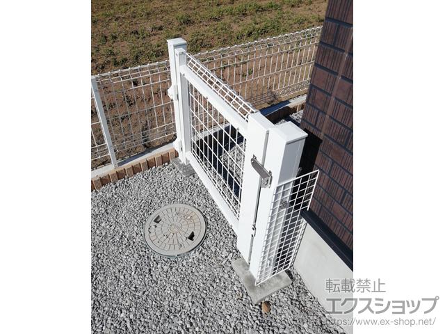 群馬県伊勢崎市のの門扉 ユメッシュHR型門扉 片開き 　アルミ角型門柱 施工例