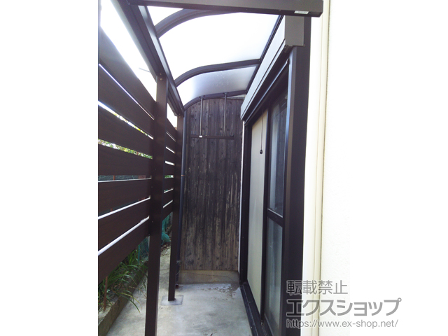 福岡県糸島市ののテラス屋根 ソラリア R型 テラスタイプ 単体 積雪〜20cm対応 施工例