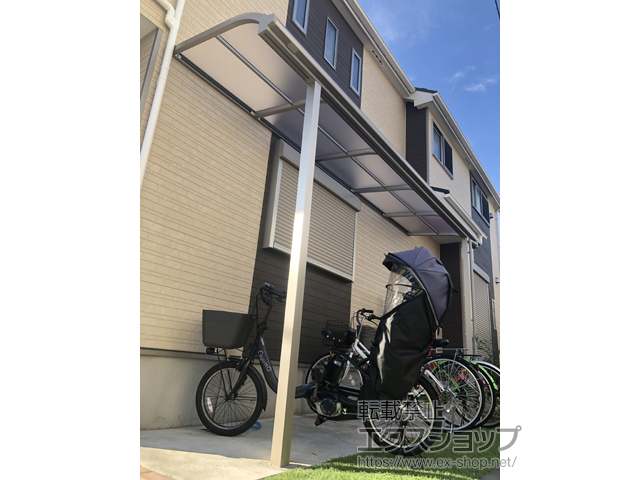 東京都中野区ののテラス屋根 ソラリア R型 テラスタイプ 単体 積雪〜20cm対応 施工例